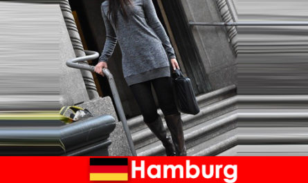 Элегантные дамы в Гамбурге балуют путешественников эксклюзивным сдержанным эскорт-сервисом.