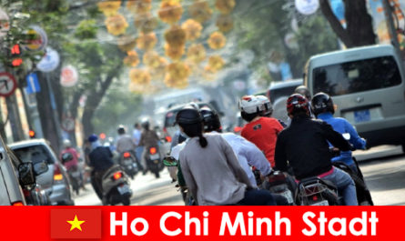 Хошимин HCM или HCMC или HCM город известен как Чайнатаун.