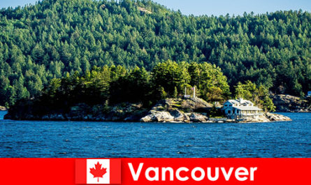 Для иностранных туристов отдых и погружение в прекрасный природный ландшафт Ванкувера в Канаде.