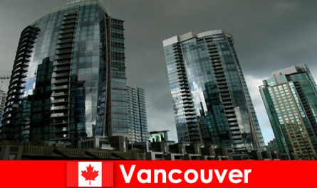 Для посторонних Ванкувер в Канаде всегда был местом возведения высотных зданий.