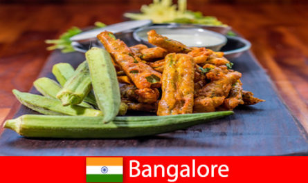 Бангалор в Индии предлагает путешественникам деликатесы местной кухни и возможность совершить покупки.