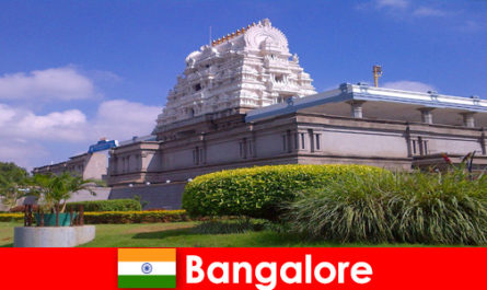 Таинственные и великолепные храмы Бангалора