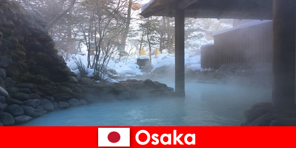 Осака Япония предлагает гостям спа-салона искупаться в горячих источниках