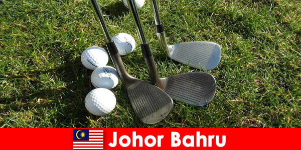 Совет инсайдера — в Джохор-Бару Малайзии есть много замечательных полей для гольфа для активных туристов.