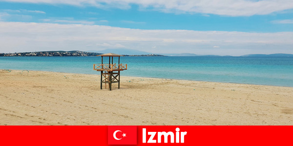 Отдыхающие будут очарованы пляжами Измира, Турция.