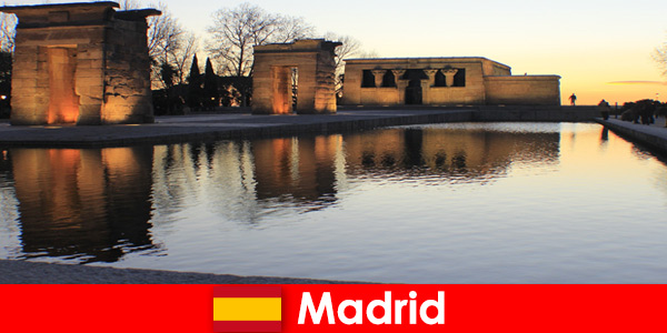 Популярное направление для экскурсий в Мадрид, Испания, для европейских студентов