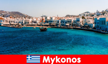 Популярное туристическое направление с фантастическими пляжами на Миконосе, Греция