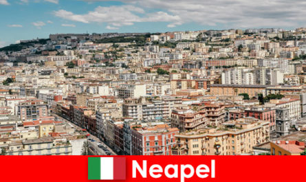 Рекомендации и информация о Неаполе, прибрежном городе Италии