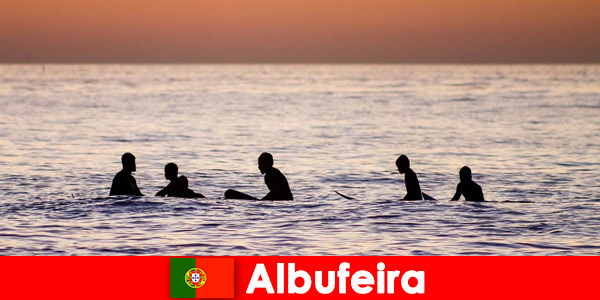 Солнце, море, водные виды спорта и многое другое в Албуфейре, Пор-тугалия