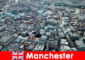 Молодые эмигранты любят и живут в Манчестере, Англия