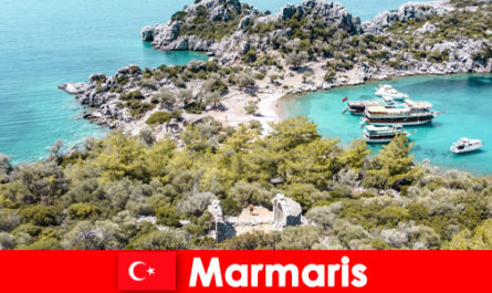 Солнечный пляж и голубое путешествие ждут отдыхающих в Мармарисе, Турция
